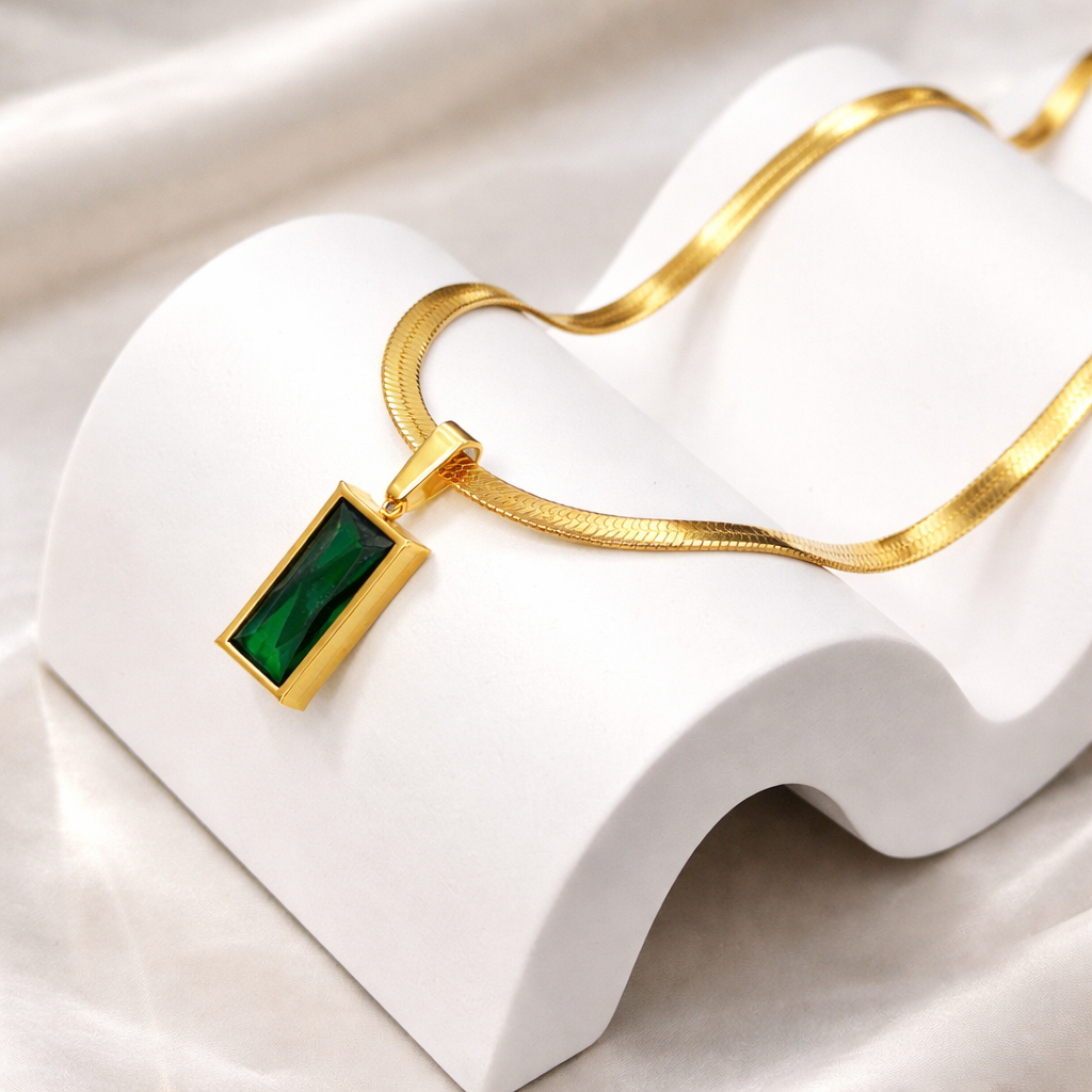 Square Green Crystal Pendant Necklace – Elegance (Set) – image 3